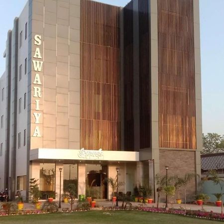 Sawariya- The Boutique Resort Bahraich エクステリア 写真