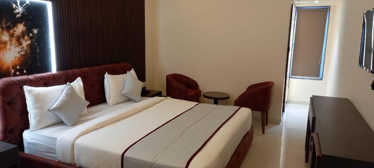 Sawariya- The Boutique Resort Bahraich エクステリア 写真